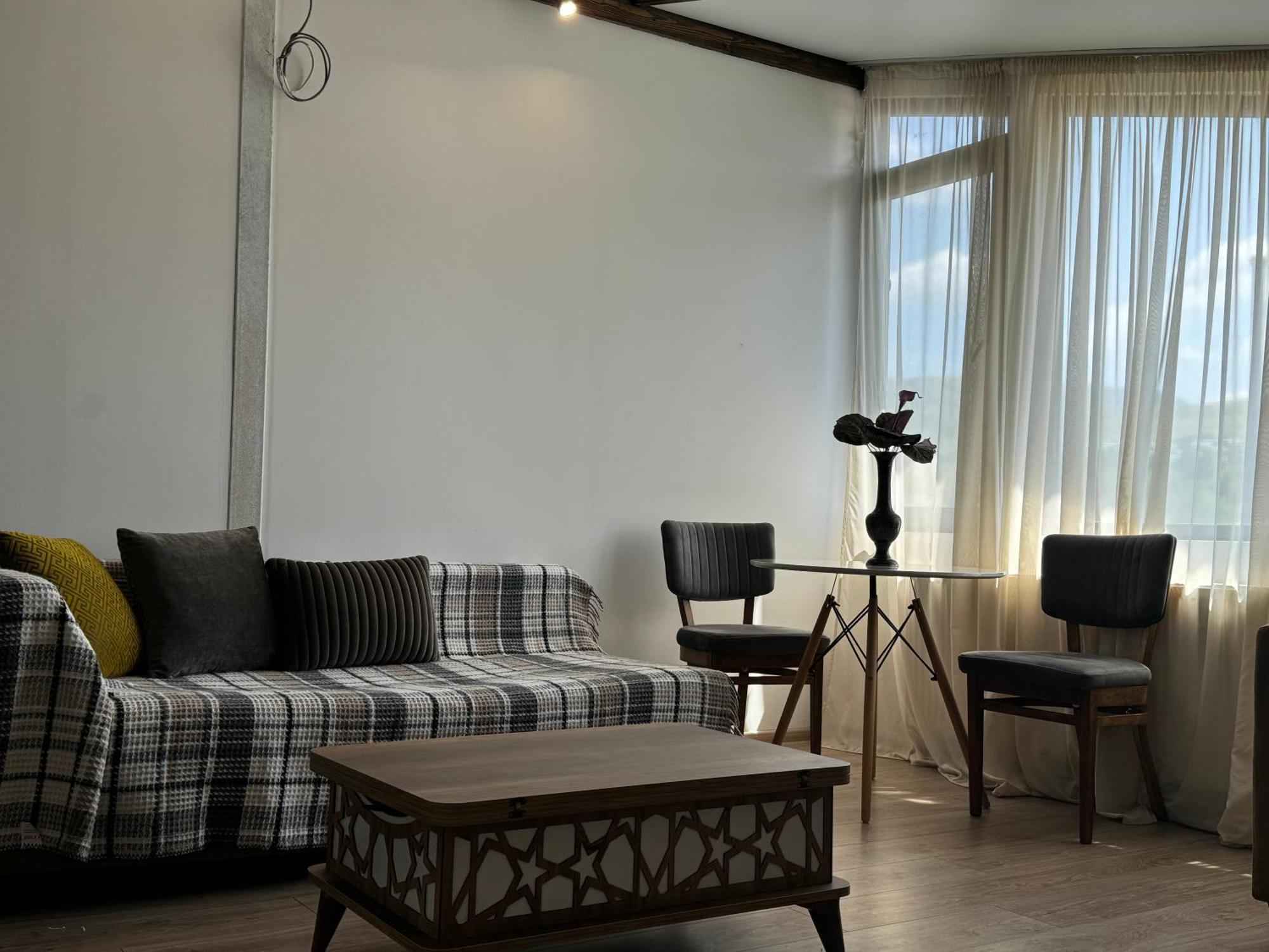 Guest House Elene Gori Kültér fotó