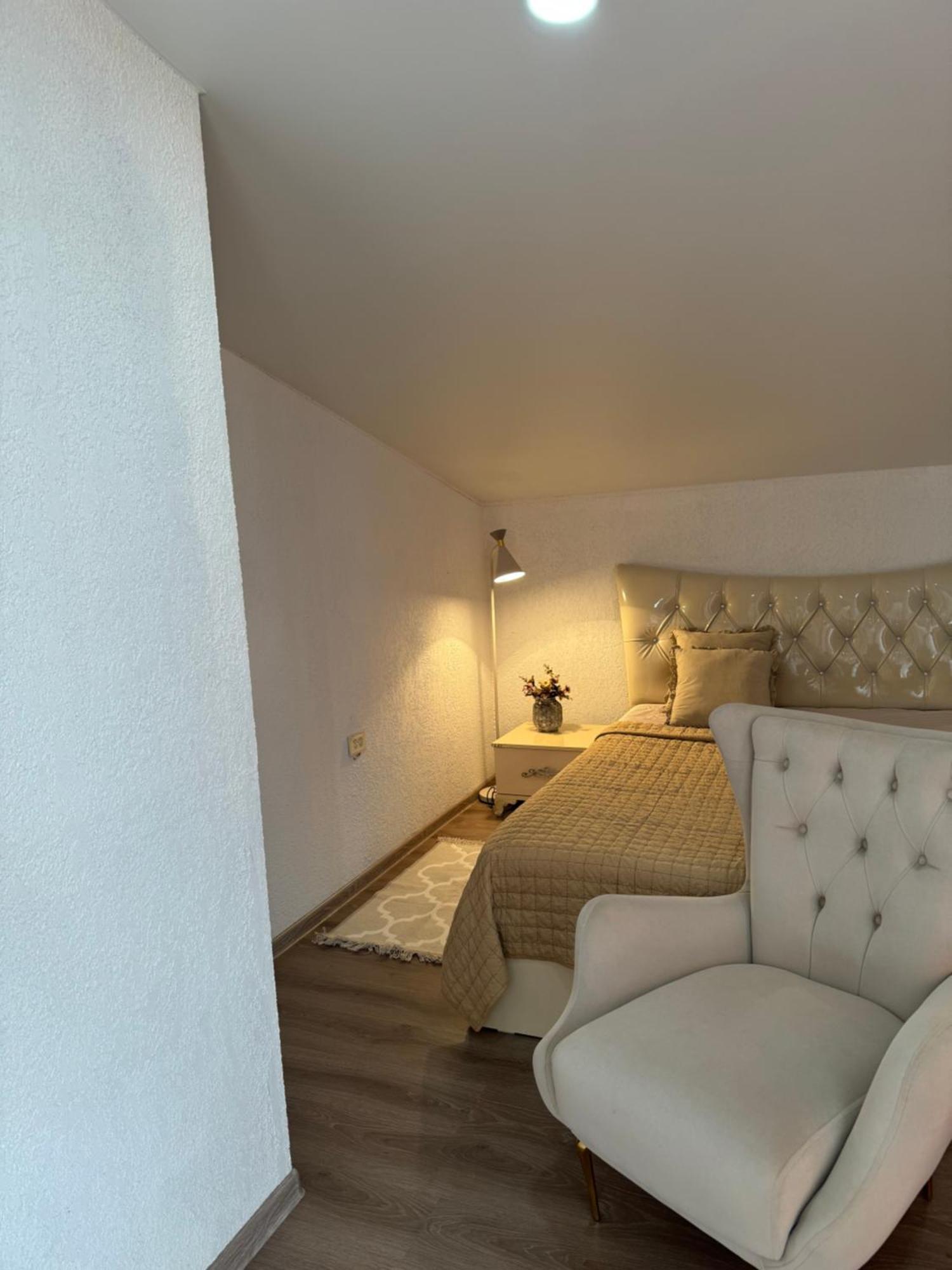 Guest House Elene Gori Kültér fotó