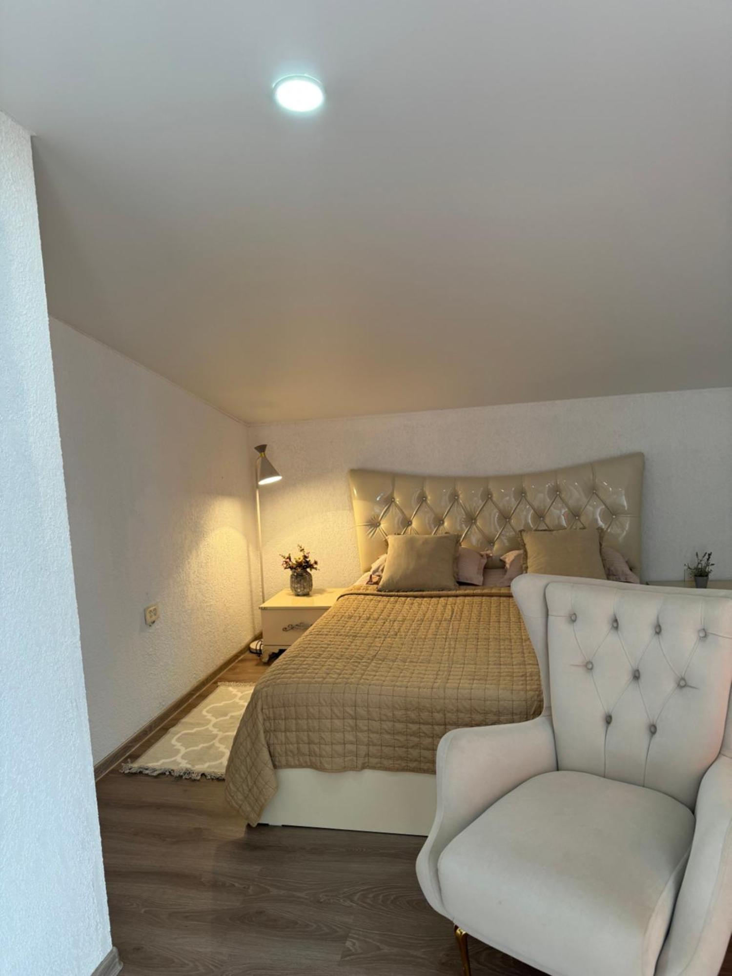 Guest House Elene Gori Kültér fotó