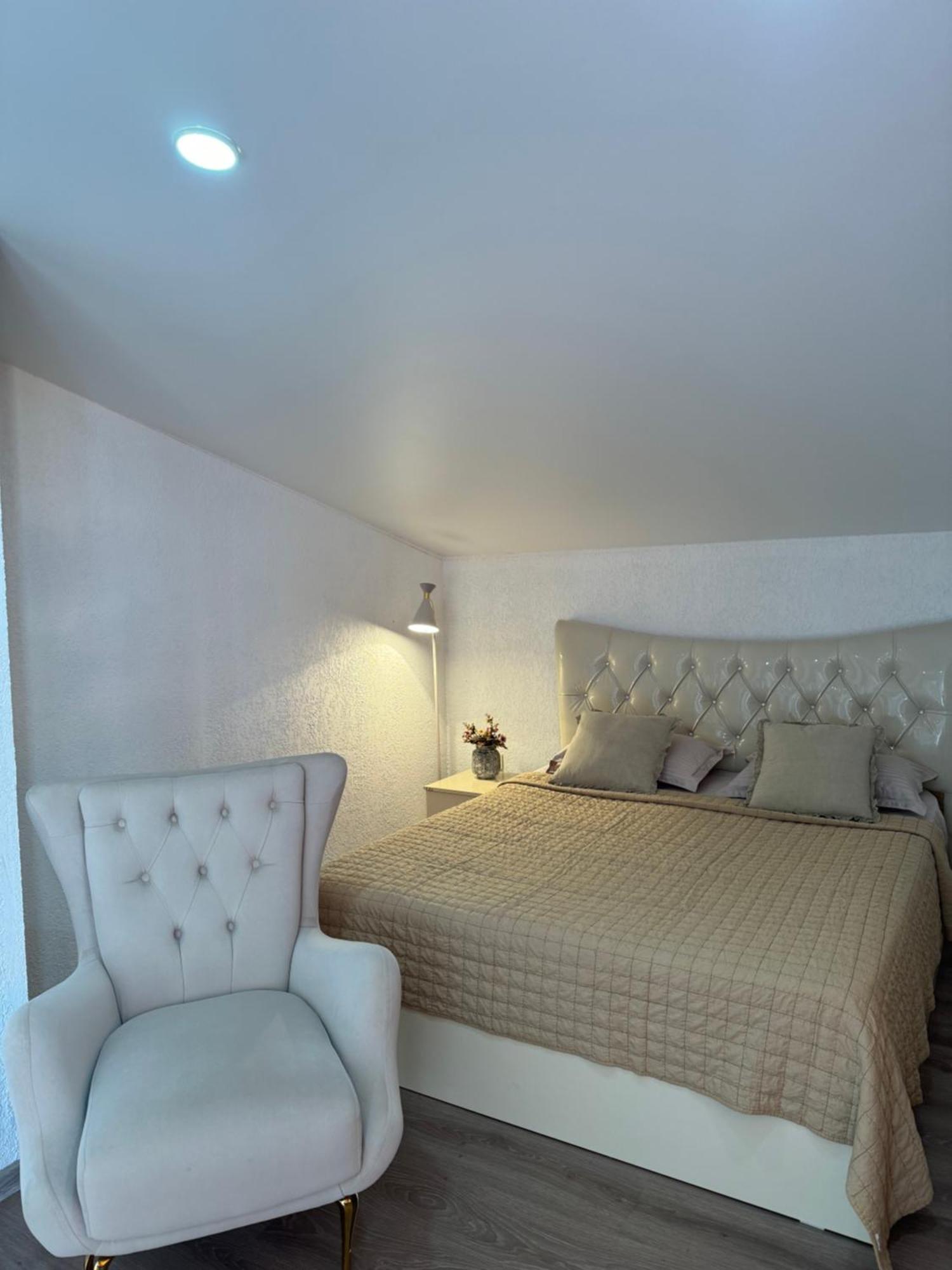 Guest House Elene Gori Kültér fotó