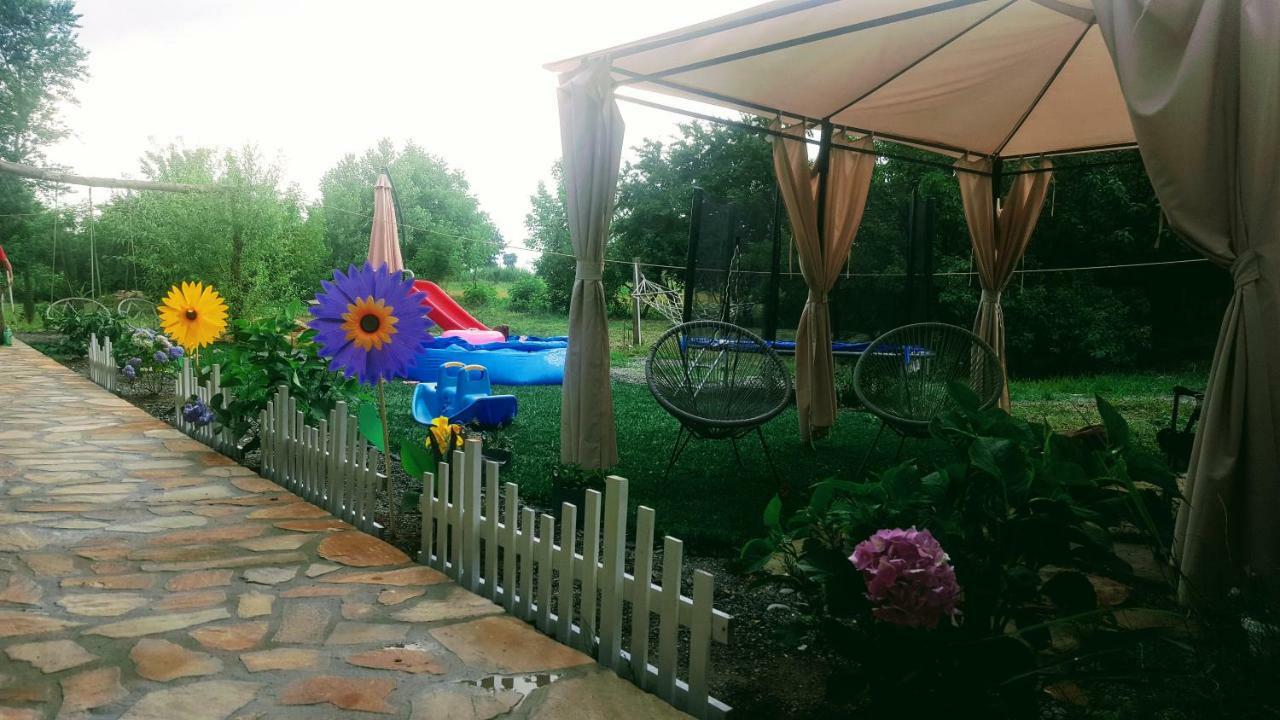 Guest House Elene Gori Kültér fotó