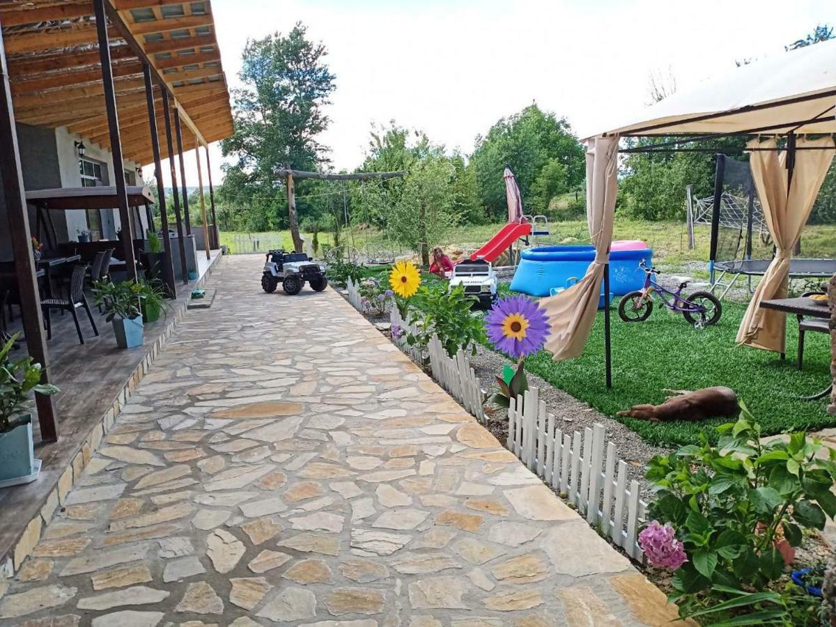 Guest House Elene Gori Kültér fotó
